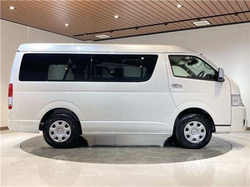 HIACE
