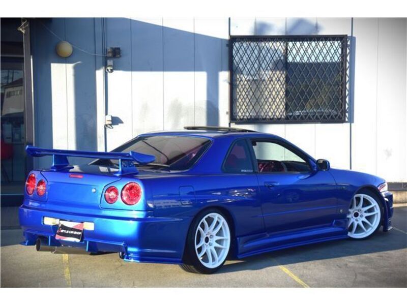 SKYLINE