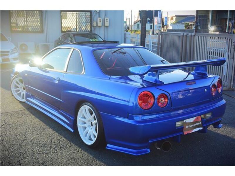 SKYLINE