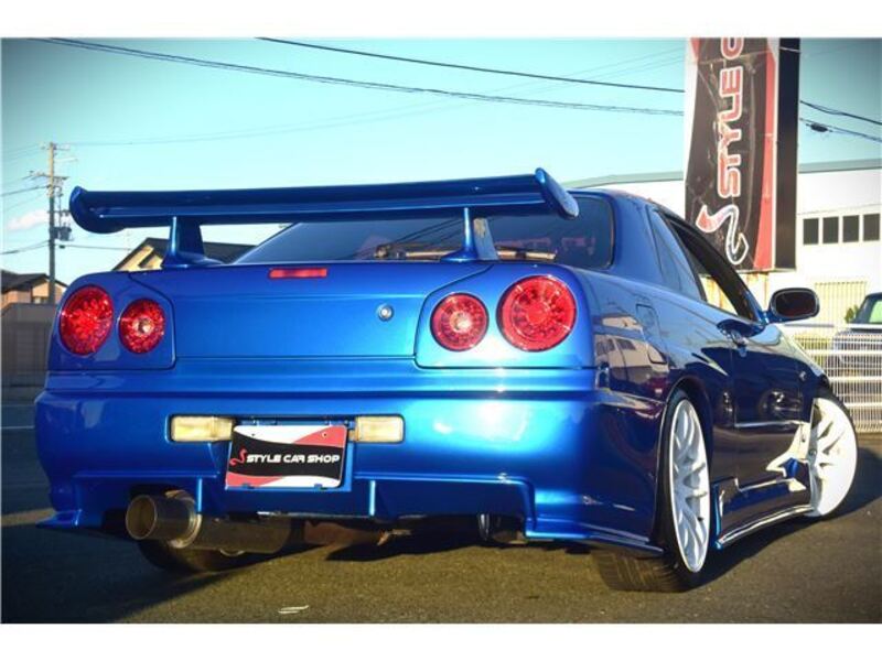 SKYLINE