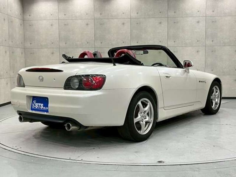 S2000