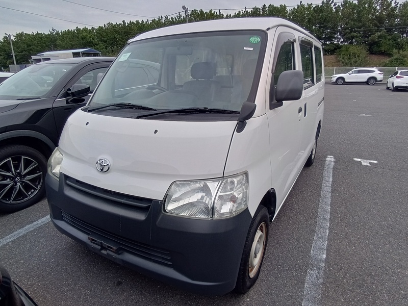TOYOTA Liteace Van