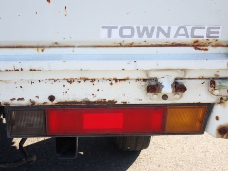 TOWNACE TRUCK