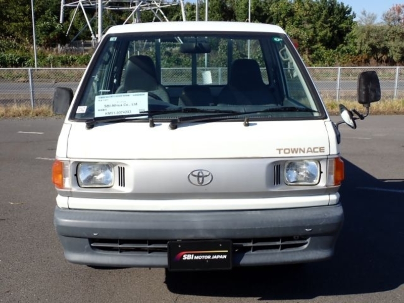 TOWNACE TRUCK