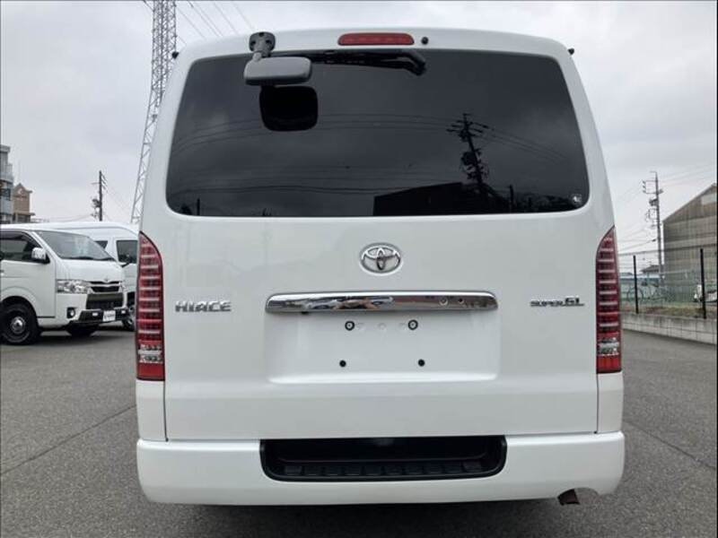 HIACE VAN