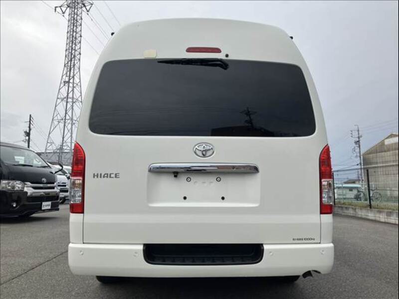 HIACE VAN