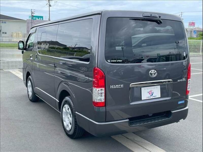 HIACE VAN