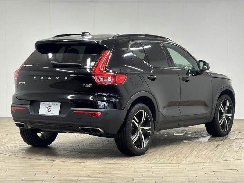 XC40