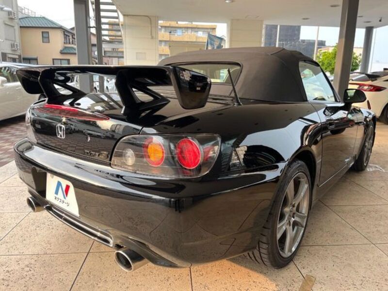 S2000