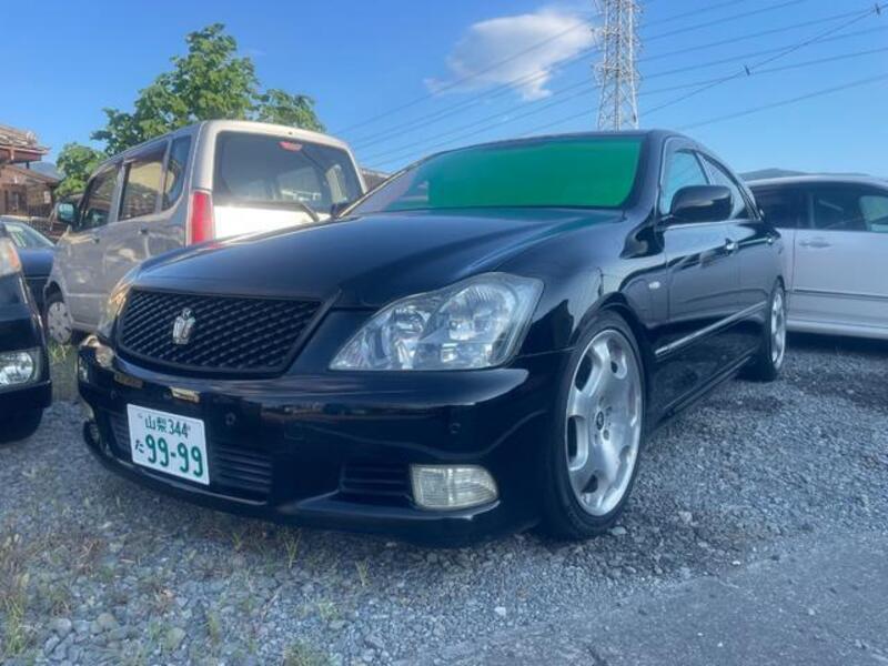 TOYOTA CROWN
