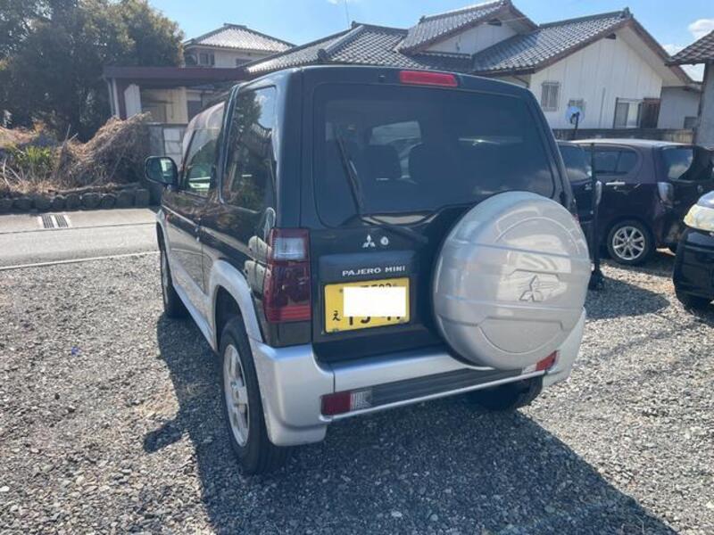 PAJERO MINI