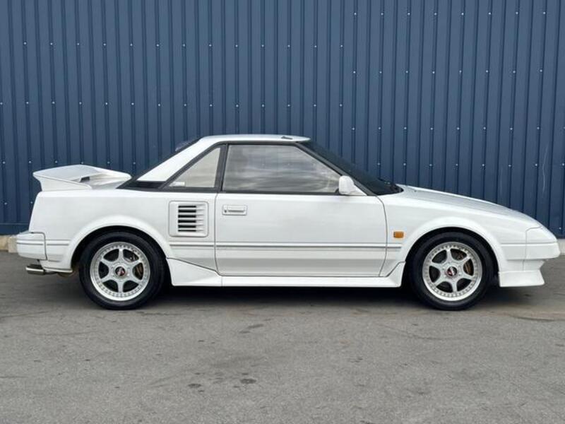 MR2