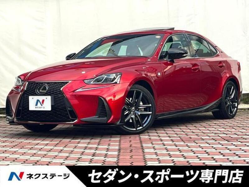 LEXUS IS