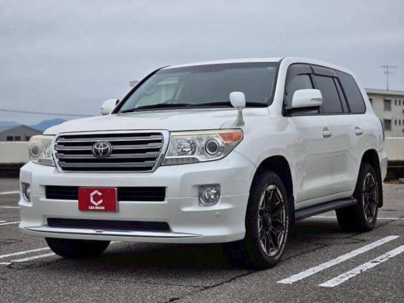 TOYOTA LAND CRUISER