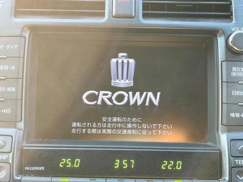 CROWN