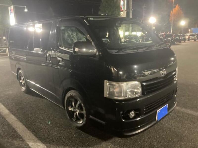 HIACE VAN