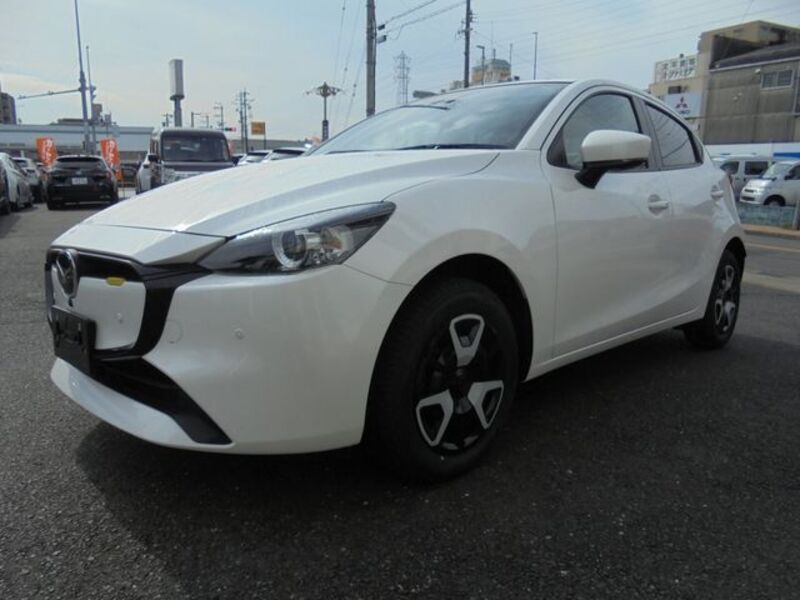 MAZDA2