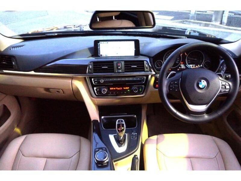 4 SERIES
