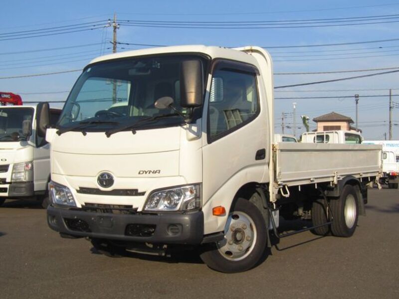 TOYOTA DYNA