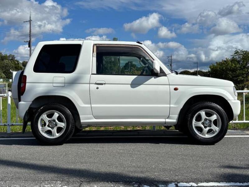 PAJERO MINI