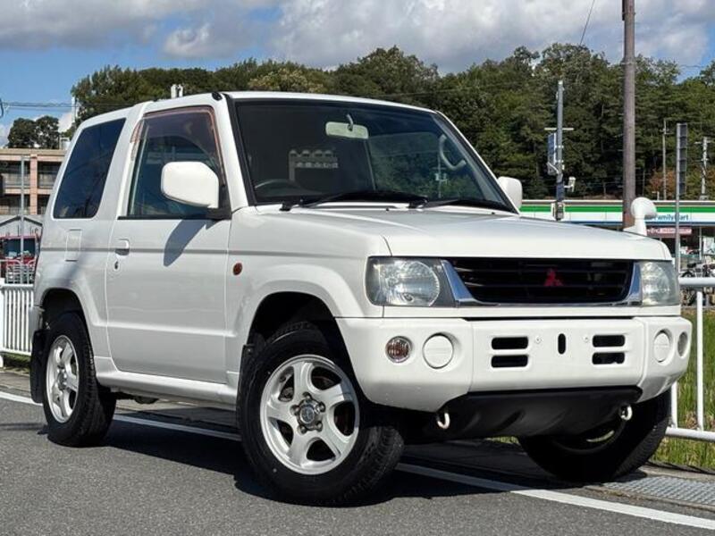MITSUBISHI PAJERO MINI