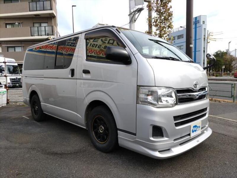 HIACE VAN