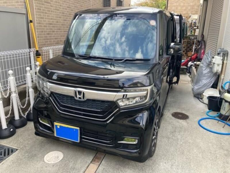 HONDA N BOX CUSTOM