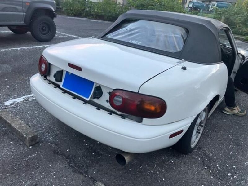 EUNOS ROADSTER