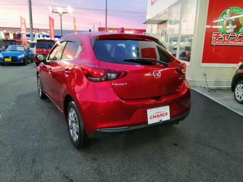 MAZDA2