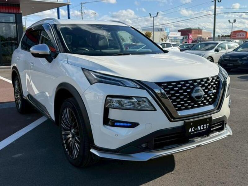 X-TRAIL