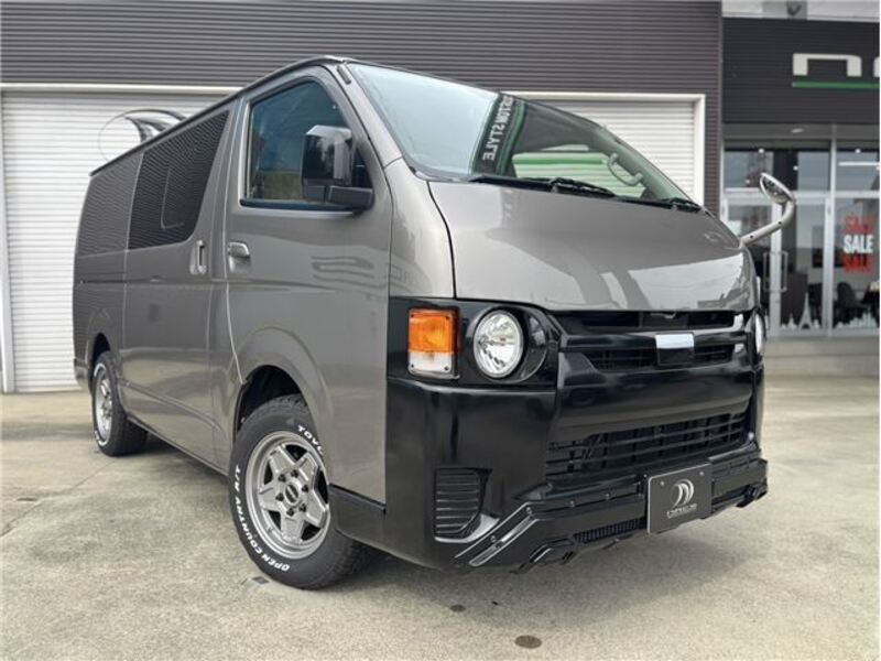 HIACE VAN