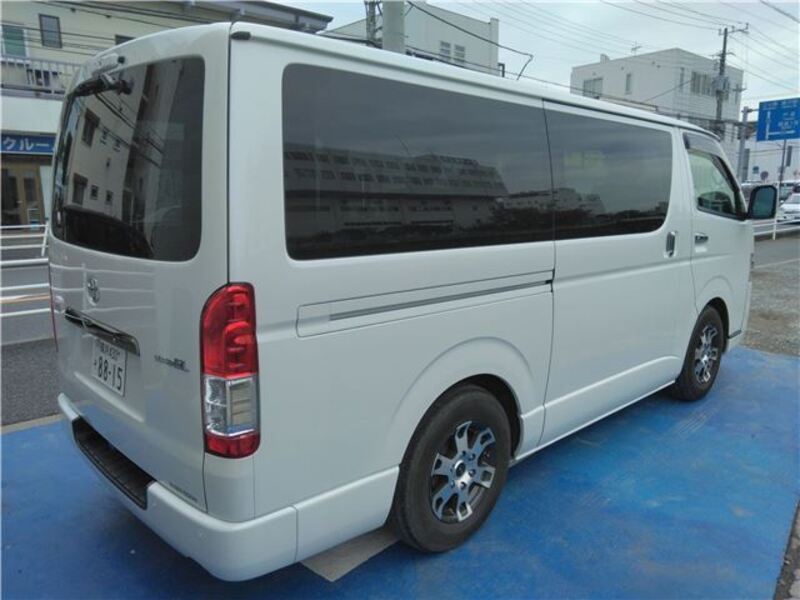 HIACE VAN