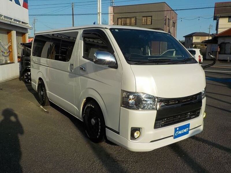 HIACE VAN