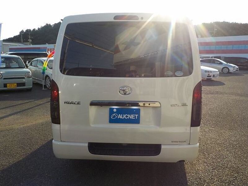 HIACE VAN
