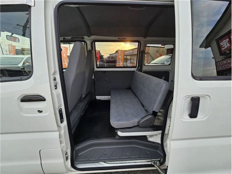 MINICAB VAN