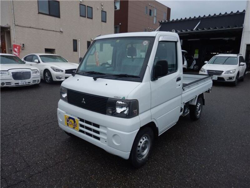 MITSUBISHI MINICAB TRUCK