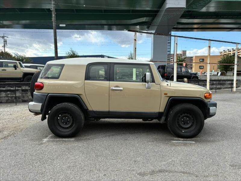 FJ CRUISER