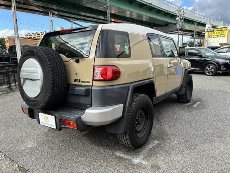 FJ CRUISER