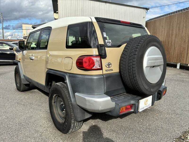 FJ CRUISER