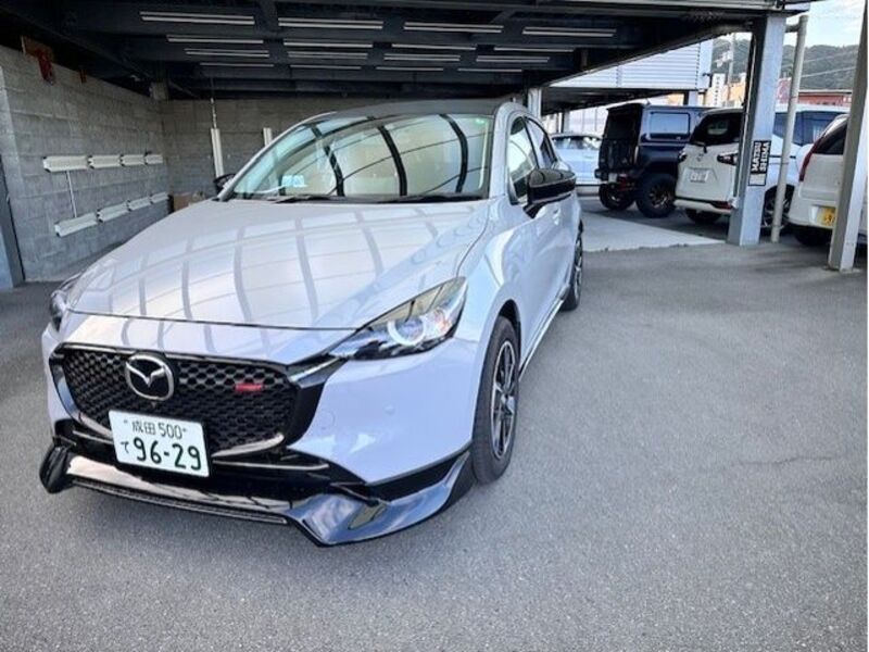 MAZDA2-0