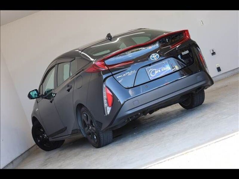 PRIUS PHV