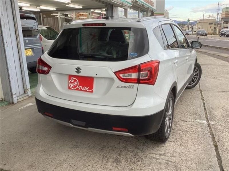 SX4 S-CROSS