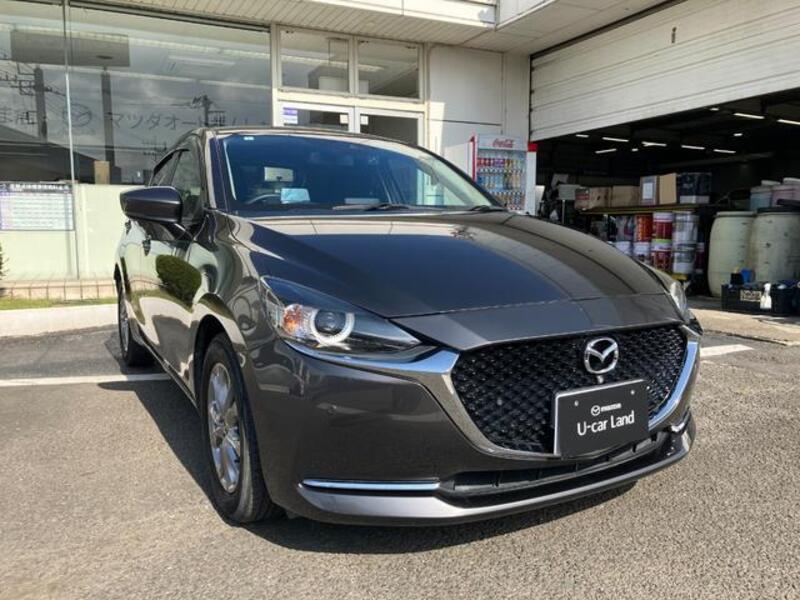 MAZDA2