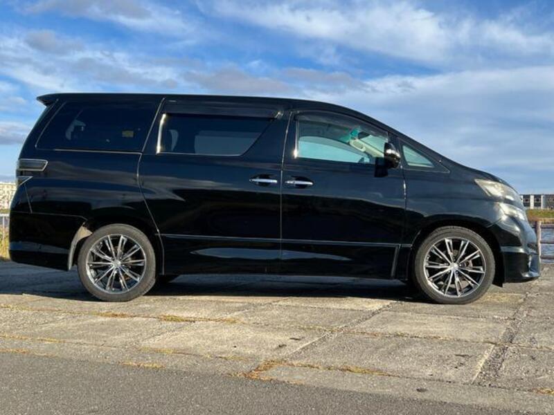VELLFIRE