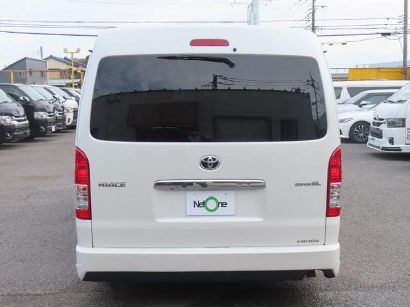 HIACE VAN