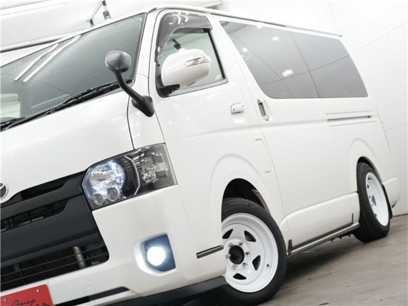 HIACE VAN