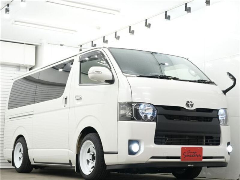 HIACE VAN