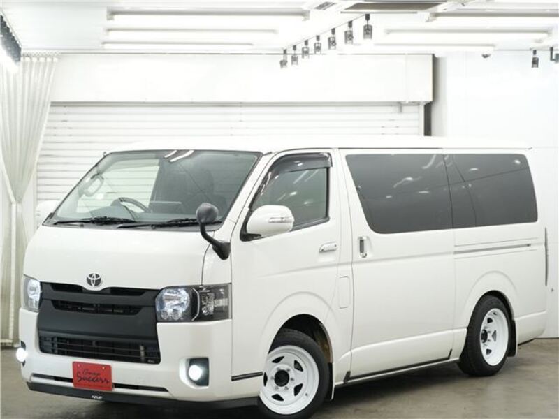 HIACE VAN