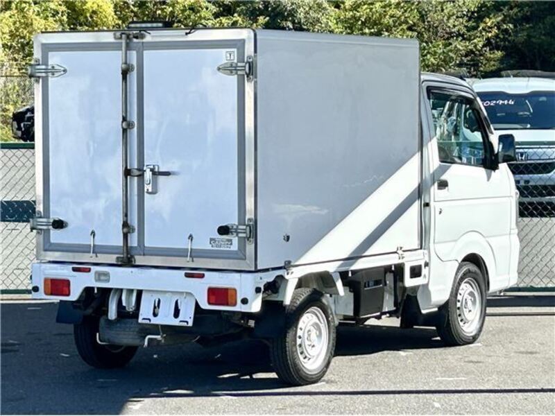 CARRY TRUCK