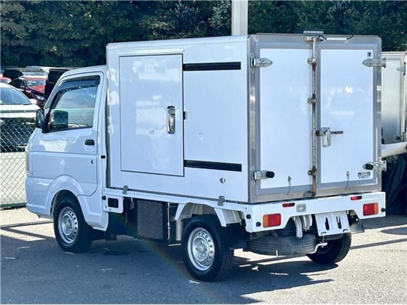 CARRY TRUCK